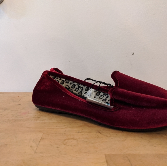 Velvet Mules - Picture 2 of 3